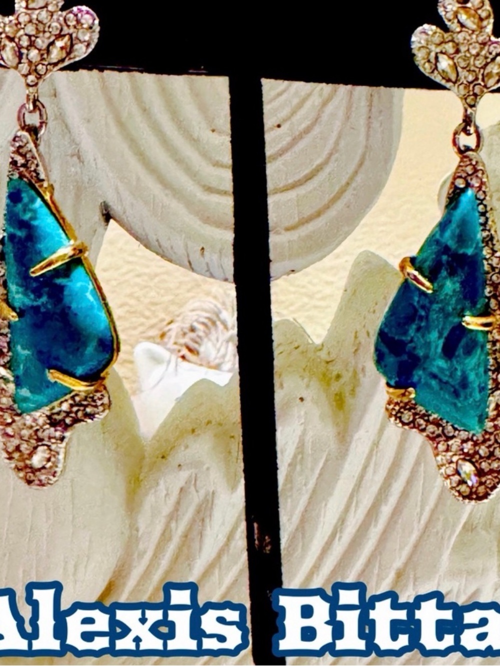 ALEXIS BITTAR Earrings. 2 metal plating affects:Gold & silver.
Designer stamped.